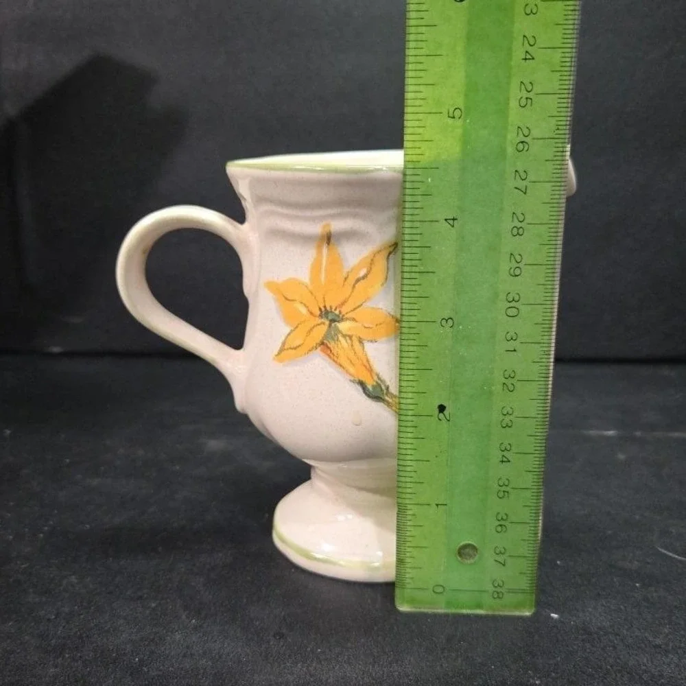 Mikasa Nature's Parade Creamer #F9006‎ , Vintage Floral Design, Footed Tableware